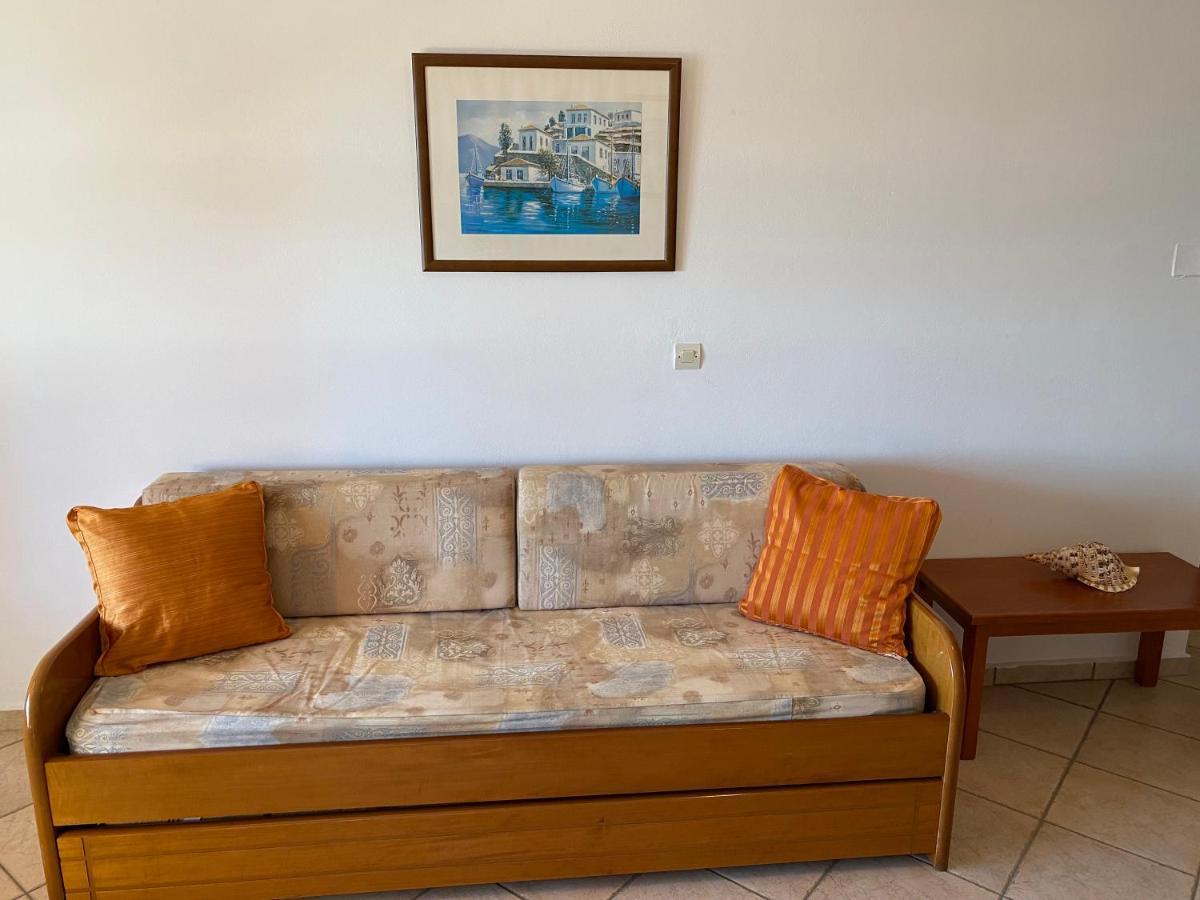 Thalina Hotel Marathókampos エクステリア 写真