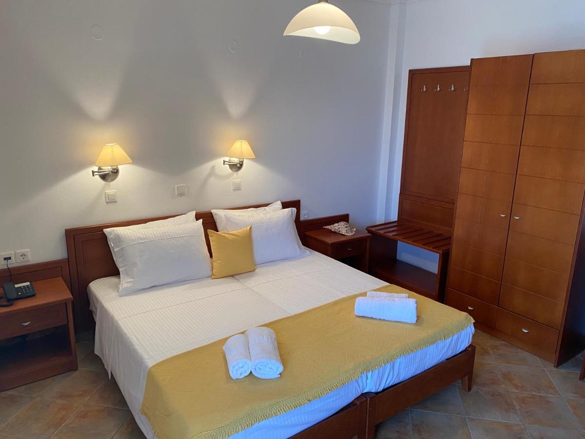 Thalina Hotel Marathókampos エクステリア 写真