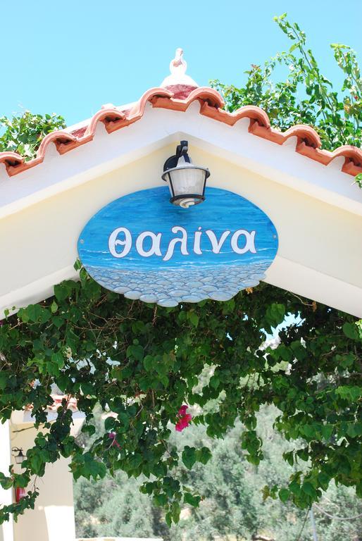 Thalina Hotel Marathókampos エクステリア 写真